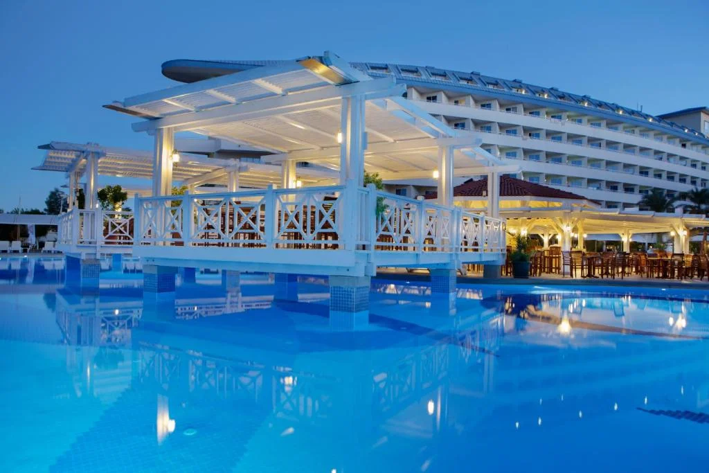 Crystal Admiral - Fotoja 10