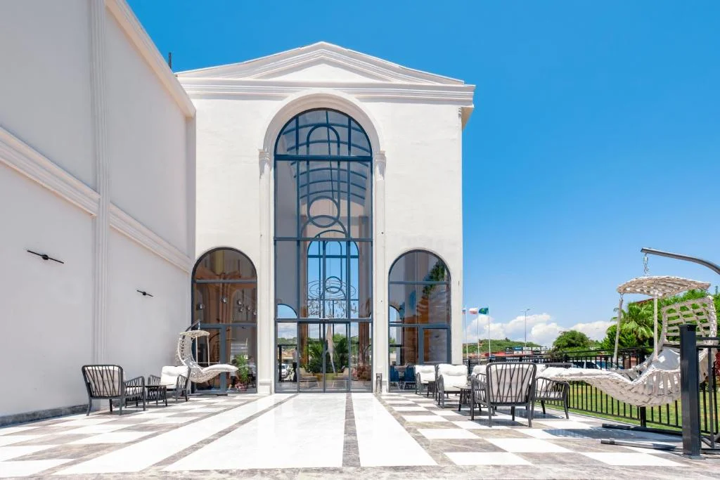 Benata Hotel - Fotoja 9