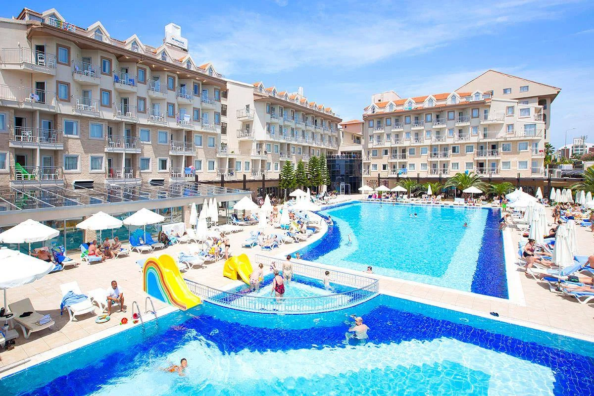 Diamond Beach Hotel & SPA