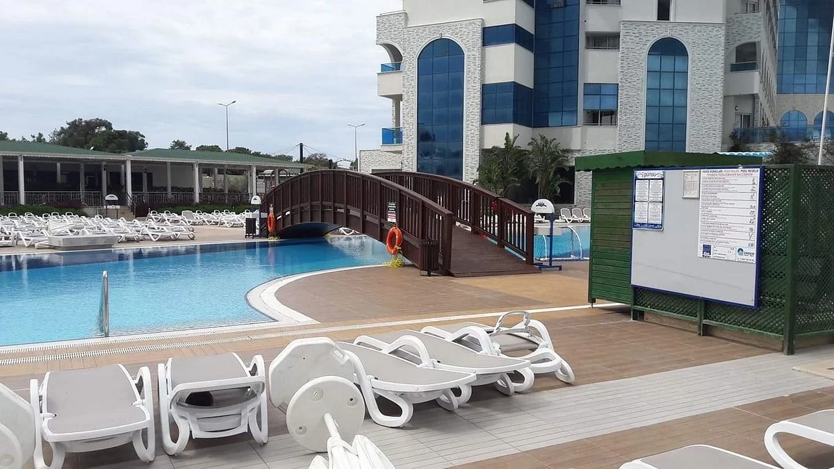 Water Side Resort & Spa