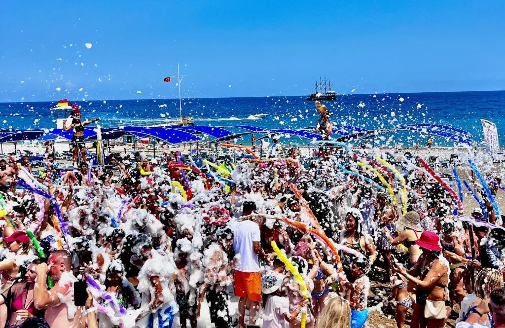 Daima Biz - Fotoja 10