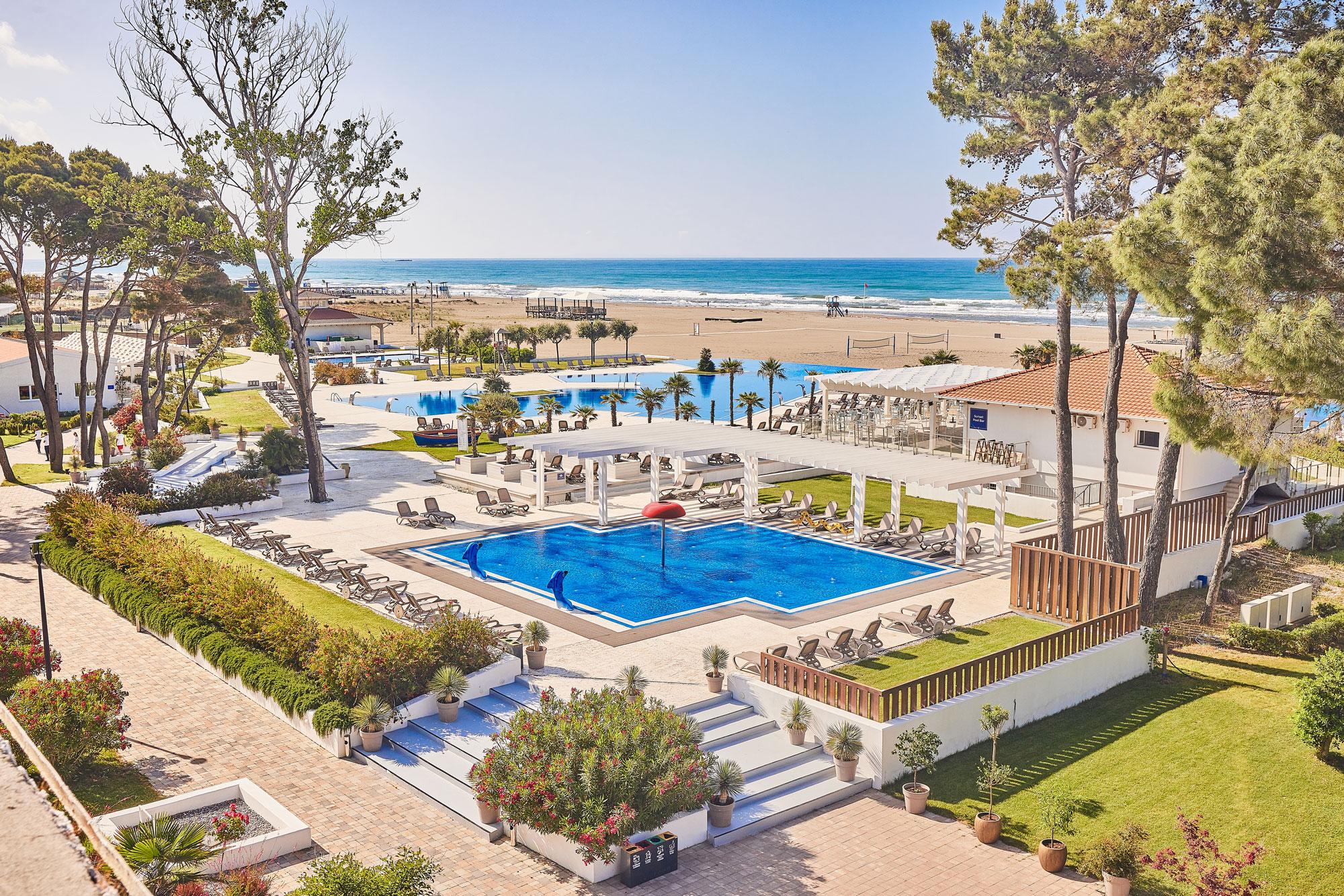 Azul Beach Ulqin